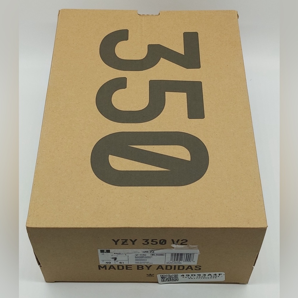 Yeezy Boost 350 V2 Onyx